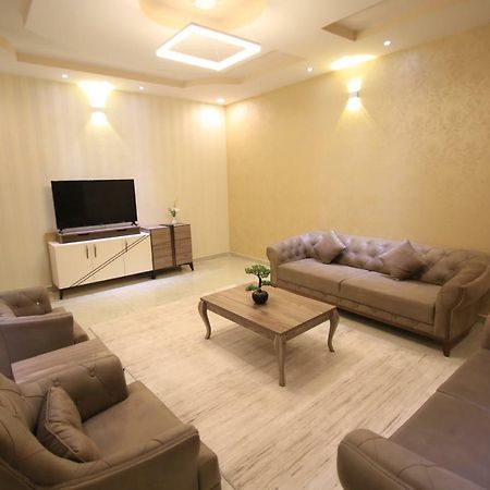 Four Seasons Estate Aparthotel Ta'if Bagian luar foto